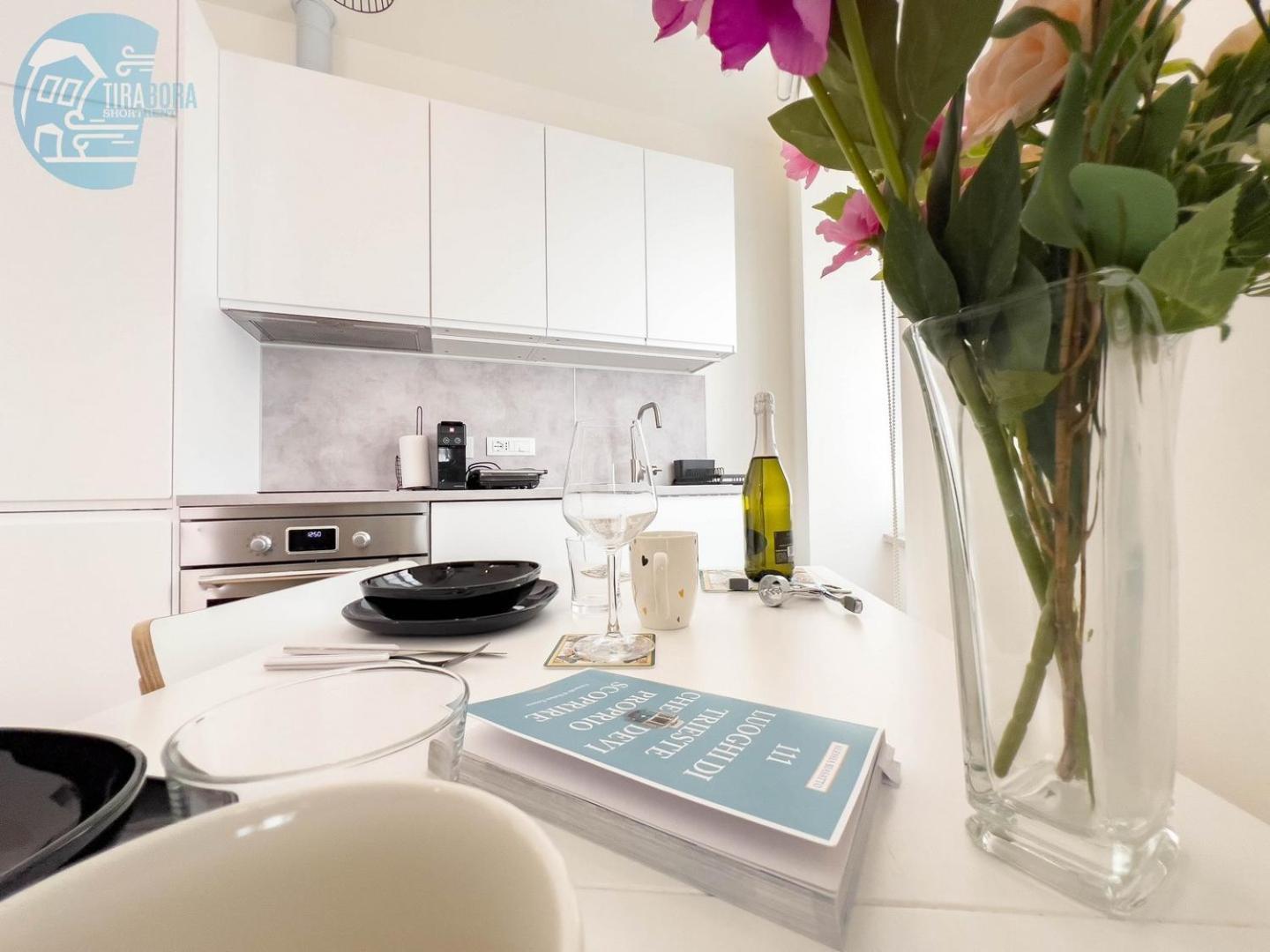 Апартаменты Corridoni 2B Tirabora Short Rent Триест Экстерьер фото